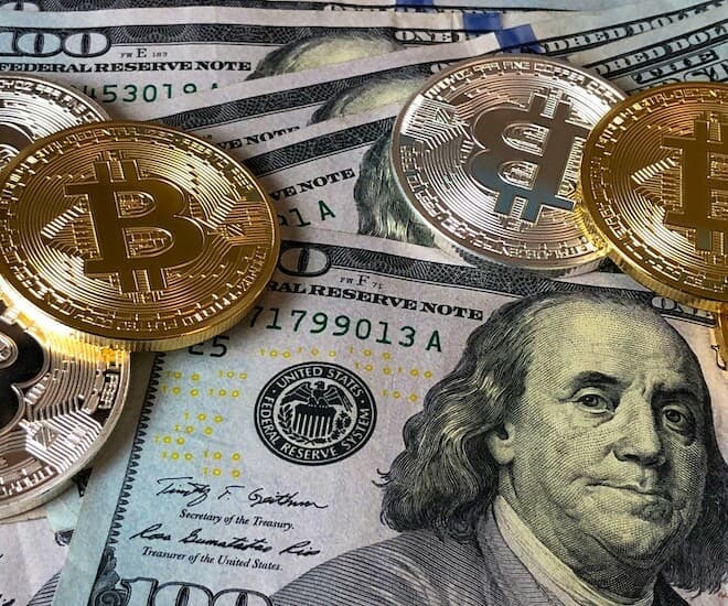 bitcoin, dollars US